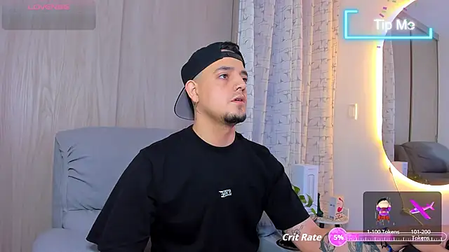 Snapshot of alejandro_calderon1 chatting on 09-27-25, 02:22 alejandro calderon1 online show from 09-27-25, 02:22