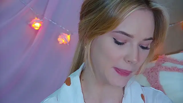 Snapshot of GentleRossi chatting on 01-15-25, 09:20 GentleRossi online show from 01-15-25, 09:20