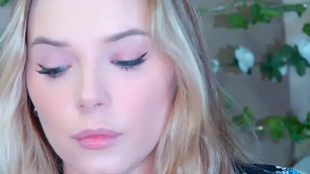 Snapshot of GentleRossi chatting on 05-25-26, 04:46 GentleRossi online show from 05-25-26, 04:46