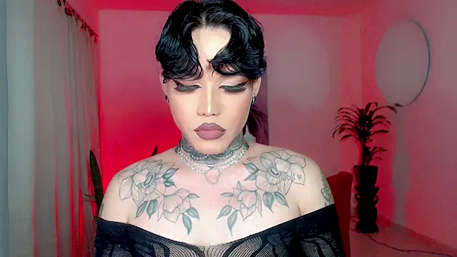 Snapshot of little_star_porn chatting on 01-12-26, 12:54 little star porn online show from 01-12-26, 12:54