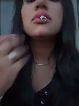 MeghanXO online show from 10-18-25, 10:43