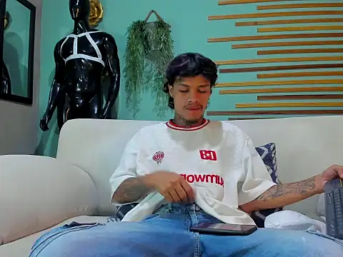 matew rodriguez8 online show from 02-28-26, 05:52