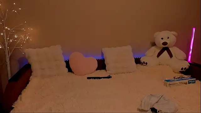 Snapshot of _Stella_aa chatting on 11-16-25, 08:36 Stella aa online show from 11-16-25, 08:36