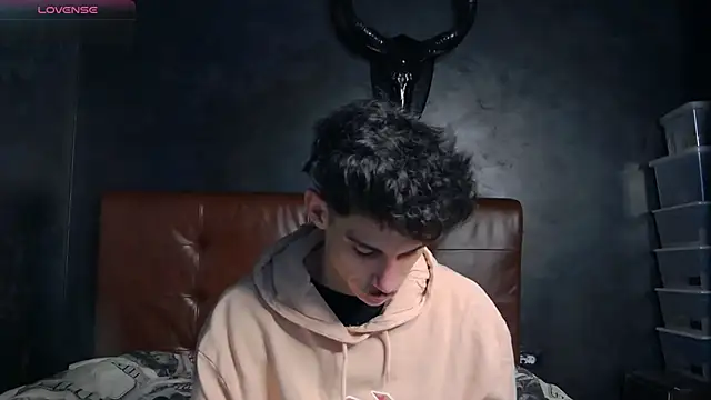 DanielCrush1 online show from 02-07-26, 07:45