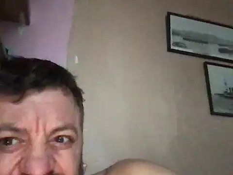 Snapshot of on-off-ffun chatting on 12-21-25, 10:55 on-off-ffun online show from 12-21-25, 10:55