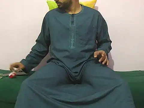 Snapshot of foxsanSs chatting on 11-21-25, 01:59 foxsanSs online show from 11-21-25, 01:59