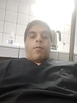 Snapshot of Tonilp1984 chatting on 03-16-26, 11:09 Tonilp1984 online show from 03-16-26, 11:09