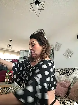 Snapshot of Myrnasexxx chatting on 11-22-25, 04:39 Myrnasexxx online show from 11-22-25, 04:39