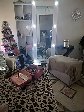 Snapshot of Myrnasexxx chatting on 12-05-25, 03:41 Myrnasexxx online show from 12-05-25, 03:41