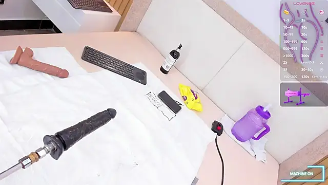 bounce katty online show from 12-20-25, 02:46