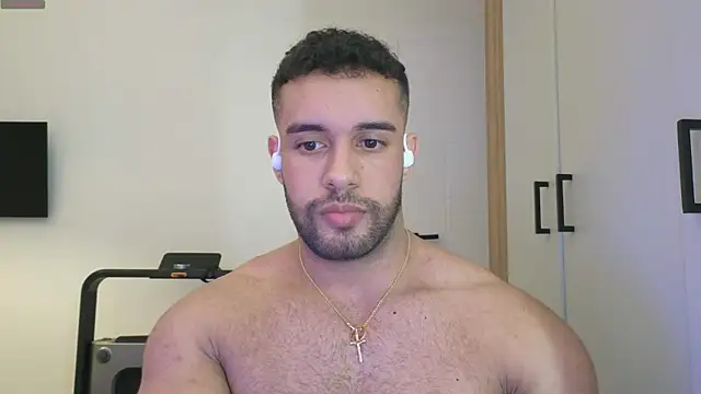 izaak lover online show from 01-03-25, 11:55