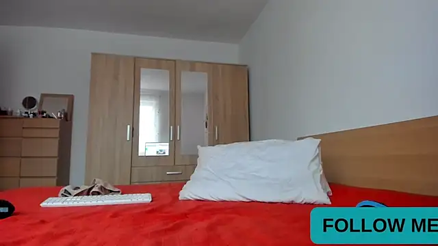 wildalissa online show from 10-25-25, 06:02