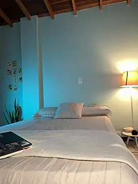 Snapshot of GabriSaenz chatting on 03-16-25, 01:38 GabriSaenz online show from 03-16-25, 01:38