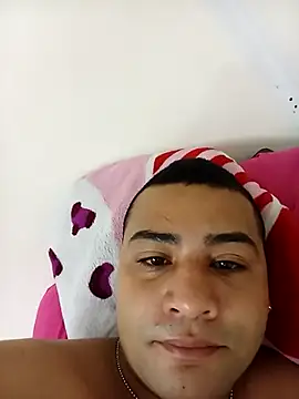 EISONREINA11 online show from 10-14-25, 01:56