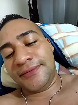 EISONREINA11 online show from 10-28-25, 11:18