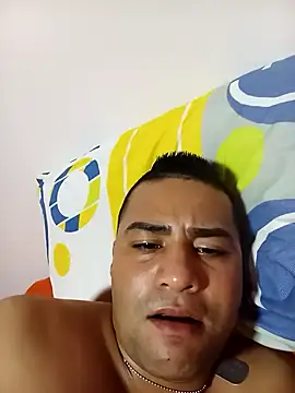 EISONREINA11 online show from 11-11-25, 04:12