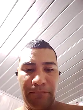 EISONREINA11 online show from 12-23-25, 04:54