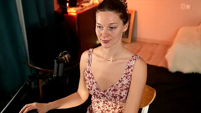 Snapshot of Special___ chatting on 03-07-25, 06:33 Special online show from 03-07-25, 06:33