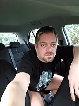 Trucker Hunter online show from 12-27-24, 03:15