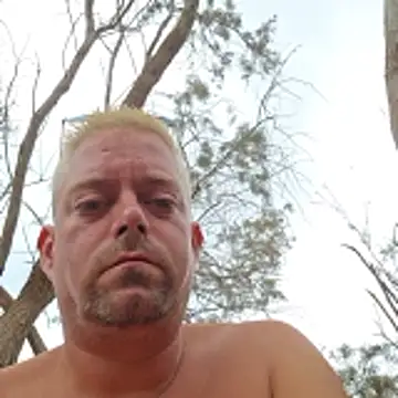 Trucker Hunter online show from 01-06-26, 01:48