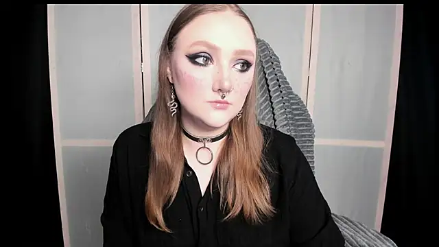 Snapshot of YourDyingBride chatting on 06-06-26, 10:36 YourDyingBride online show from 06-06-26, 10:36