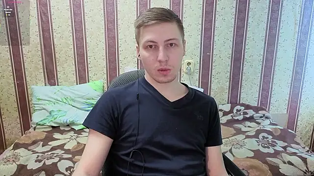 Snapshot of darienlarge chatting on 02-03-26, 08:08 darienlarge online show from 02-03-26, 08:08