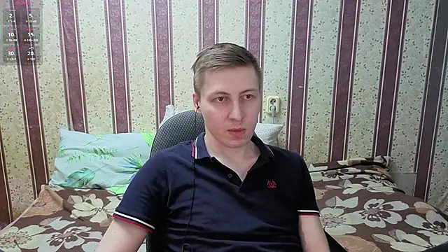 Snapshot of darienlarge chatting on 02-07-26, 02:15 darienlarge online show from 02-07-26, 02:15