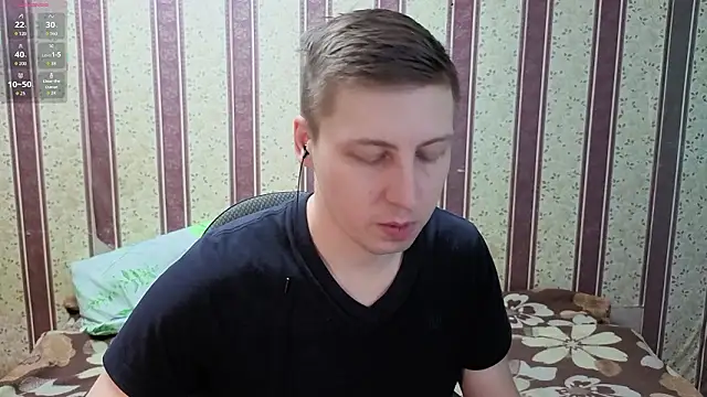 Snapshot of darienlarge chatting on 02-07-26, 03:05 darienlarge online show from 02-07-26, 03:05