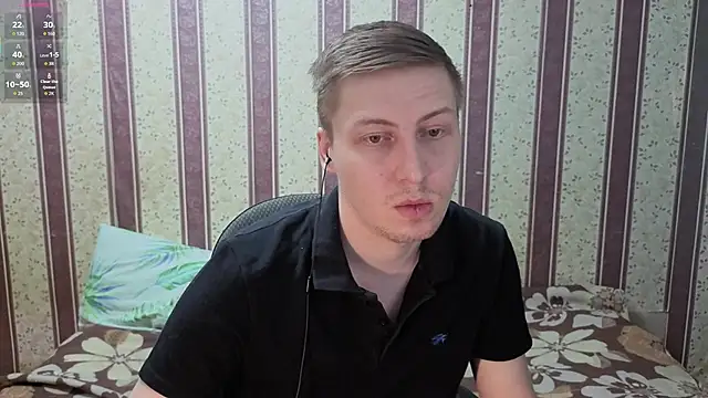 Snapshot of darienlarge chatting on 02-12-26, 05:13 darienlarge online show from 02-12-26, 05:13