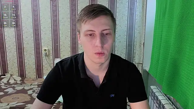 Snapshot of darienlarge chatting on 02-16-26, 07:59 darienlarge online show from 02-16-26, 07:59