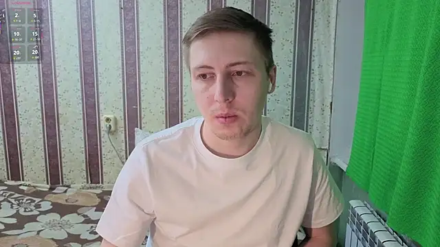 Snapshot of darienlarge chatting on 02-21-26, 04:57 darienlarge online show from 02-21-26, 04:57