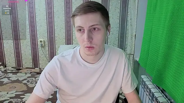 Snapshot of darienlarge chatting on 02-28-26, 03:02 darienlarge online show from 02-28-26, 03:02