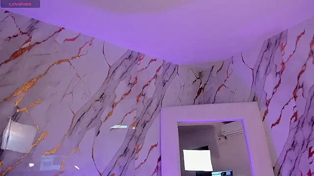 ErikaBenz  online show from 12-05-25, 04:32