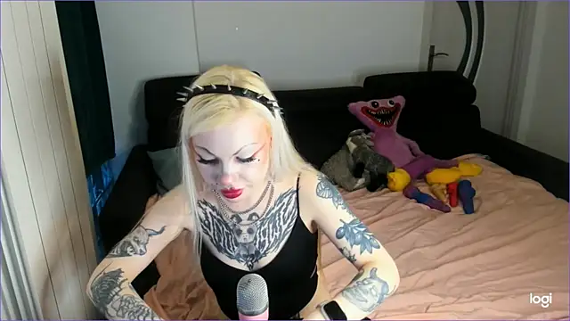 HelenGoat online show from 11-03-25, 08:37