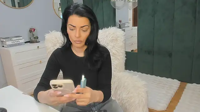 ElisaBaxter online show from 02-27-26, 05:40