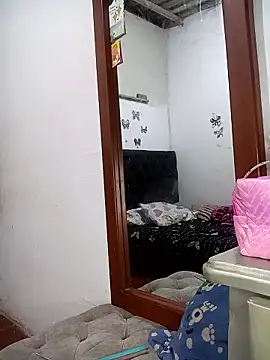 Nicolle Milf online show from 01-08-26, 09:50