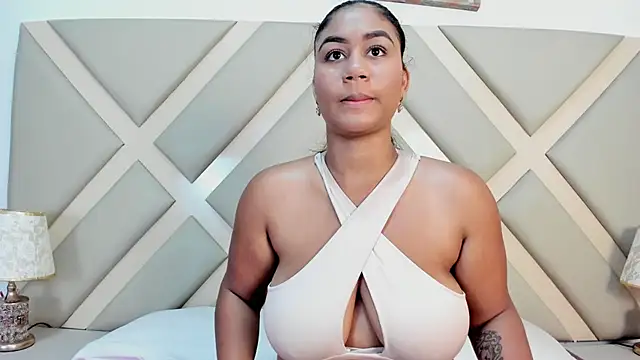 SSCARLETH  online show from 02-06-25, 11:32