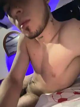 Snapshot of juandaa4558 chatting on 09-20-25, 06:03 juandaa4558 online show from 09-20-25, 06:03