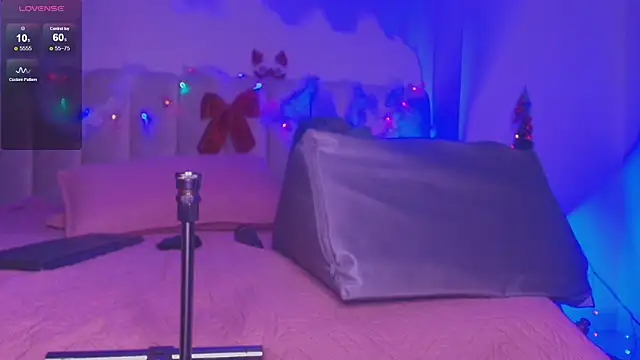 Snapshot of britanyy_ chatting on 12-04-25, 03:16 britanyy online show from 12-04-25, 03:16