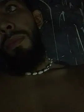 Snapshot of Alessandro__Rossi chatting on 01-13-25, 10:56 Alessandro Rossi online show from 01-13-25, 10:56