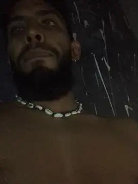 Snapshot of Alessandro__Rossi chatting on 01-22-25, 04:55 Alessandro Rossi online show from 01-22-25, 04:55