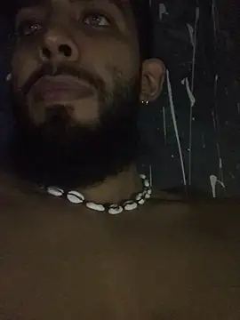 Snapshot of Alessandro__Rossi chatting on 01-23-25, 10:01 Alessandro Rossi online show from 01-23-25, 10:01