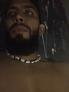 Snapshot of Alessandro__Rossi chatting on 01-25-25, 07:38 Alessandro Rossi online show from 01-25-25, 07:38