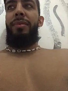 Snapshot of Alessandro__Rossi chatting on 02-21-25, 04:59 Alessandro Rossi online show from 02-21-25, 04:59