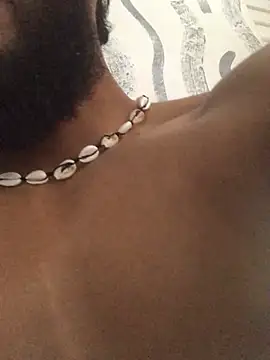 Snapshot of Alessandro__Rossi chatting on 02-22-25, 02:41 Alessandro Rossi online show from 02-22-25, 02:41