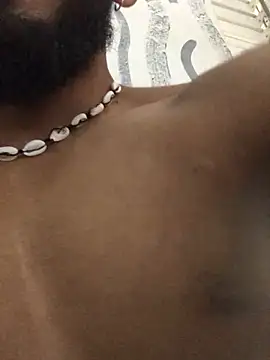 Snapshot of Alessandro__Rossi chatting on 02-24-25, 06:04 Alessandro Rossi online show from 02-24-25, 06:04