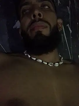 Snapshot of Alessandro__Rossi chatting on 02-25-25, 07:20 Alessandro Rossi online show from 02-25-25, 07:20