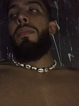 Snapshot of Alessandro__Rossi chatting on 02-25-25, 04:10 Alessandro Rossi online show from 02-25-25, 04:10