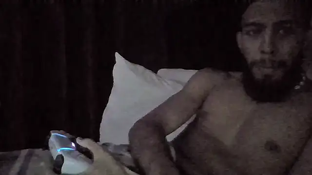 Snapshot of Alessandro__Rossi chatting on 03-08-25, 07:49 Alessandro Rossi online show from 03-08-25, 07:49