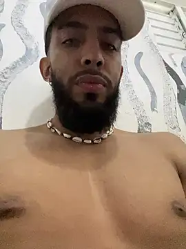 Snapshot of Alessandro__Rossi chatting on 03-17-25, 09:55 Alessandro Rossi online show from 03-17-25, 09:55